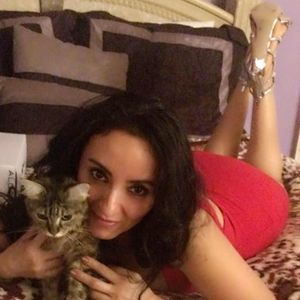 Meet your Posher, Rocio